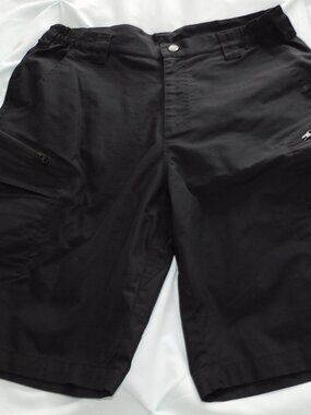 men's size 34 black cargo shorts - Condor - zipper pockets